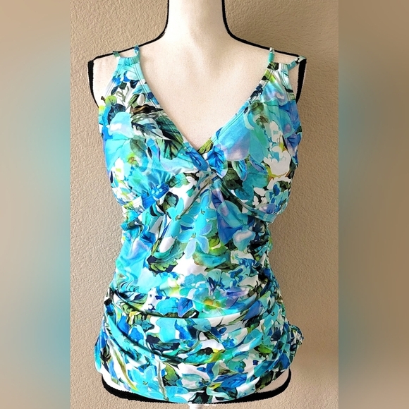 🩵NEW La Blanca Tankini Swimsuit Top - Picture 1 of 5
